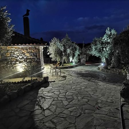 Elaion Thea2-Nies Villa Szúrpi Kültér fotó